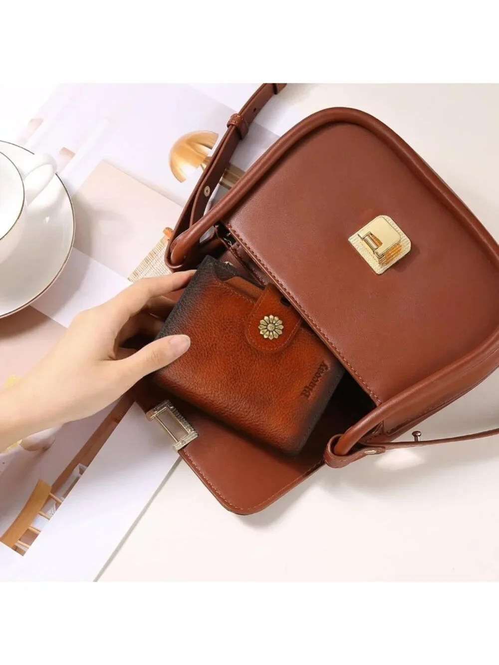 Compact RFID Blocking Leather Wallet for Women, Bifold Card Holder with ID